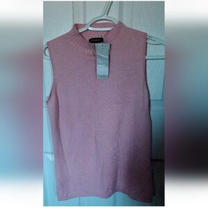 Sleeveless Pink Knit Top
